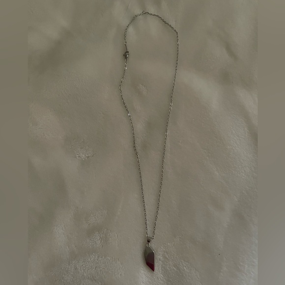 Lanqueen Jewelry - Chic Silver and Pink Pendant Necklace